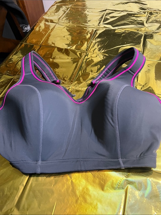 Cacique Other - Cacique Black Sports Bra with Pink Trim